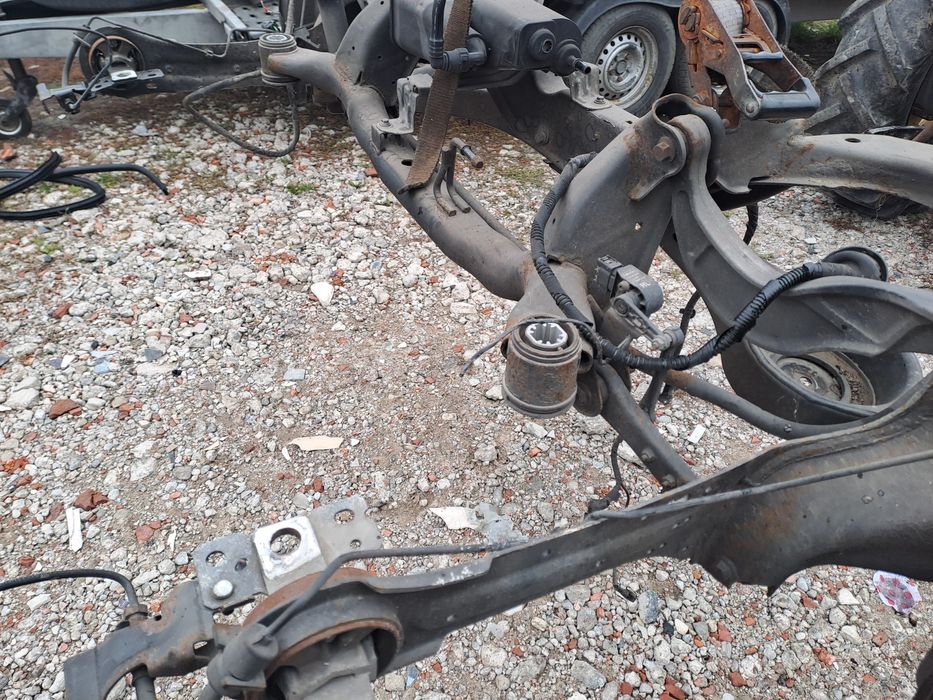 Belka zawieszenie tył Ford S-Max mk1 ładne komplet wahacze piasty