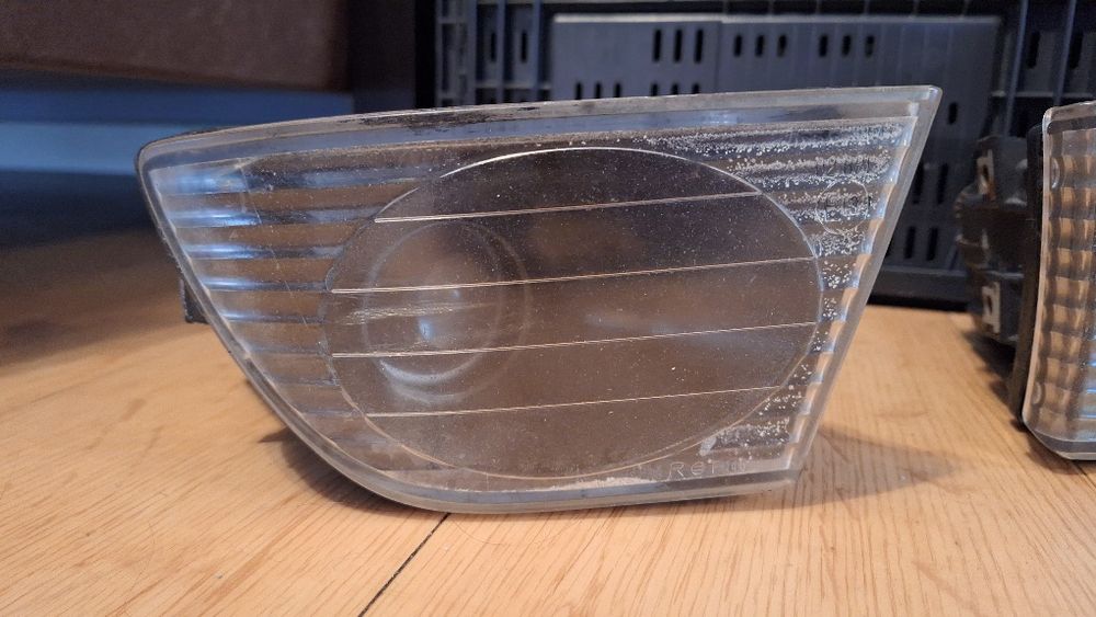 Przeciwmgielne lexus is200