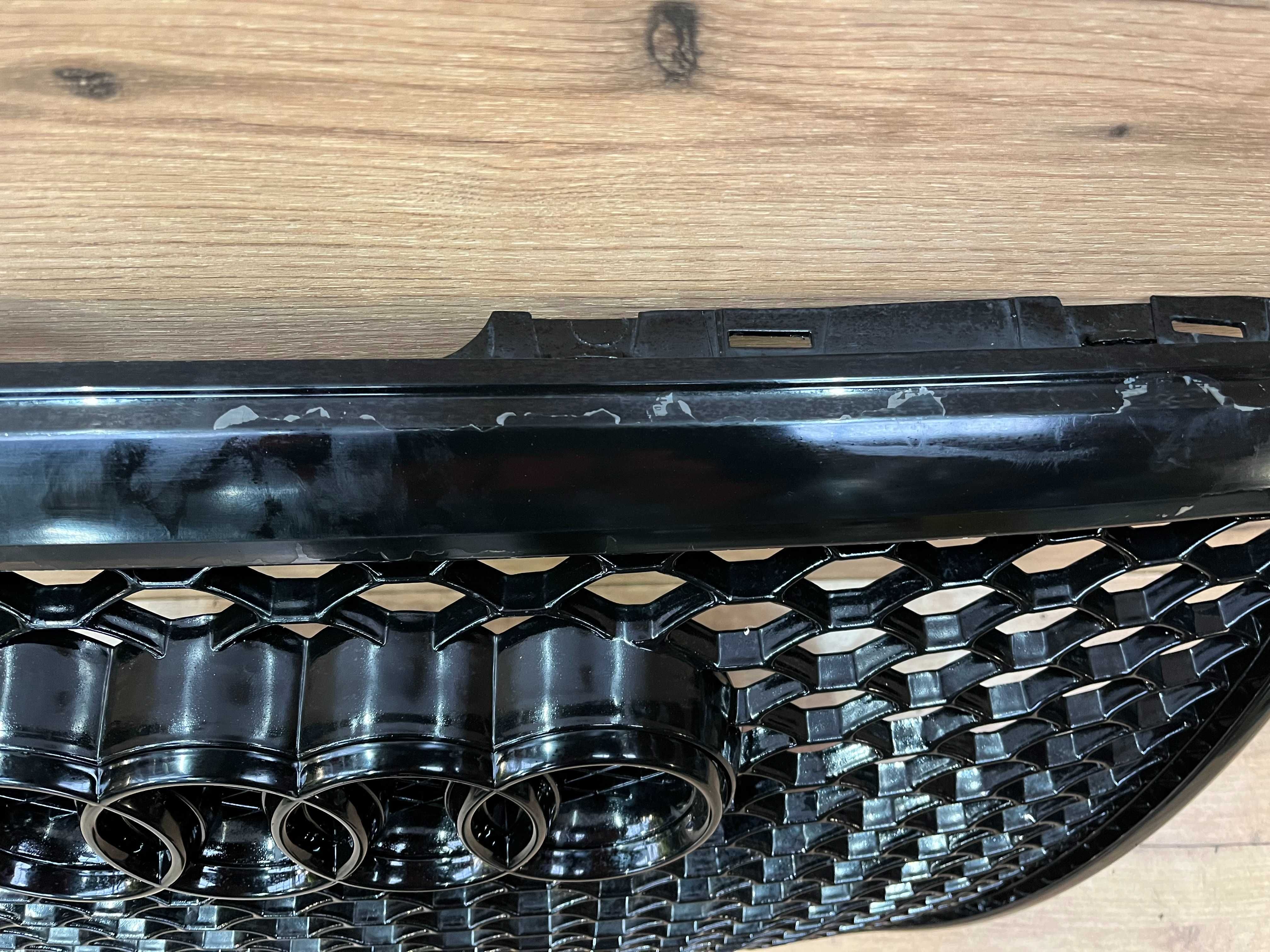Grill atrapa zderzaka Audi A6 C6 / S6 / RS6
