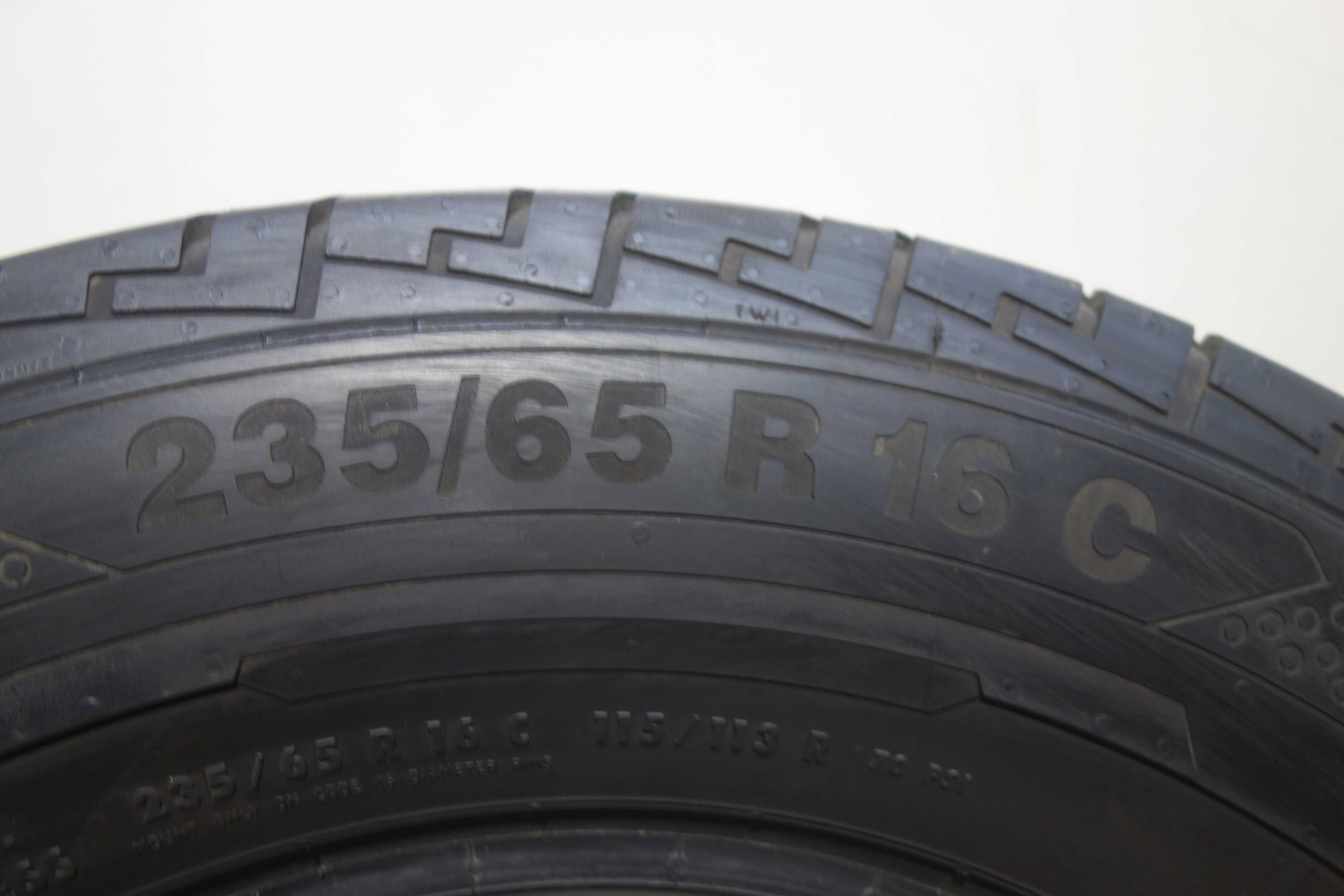 Opony letnie 235/65/16C - CONTINENTAL Conti Van Contact 100