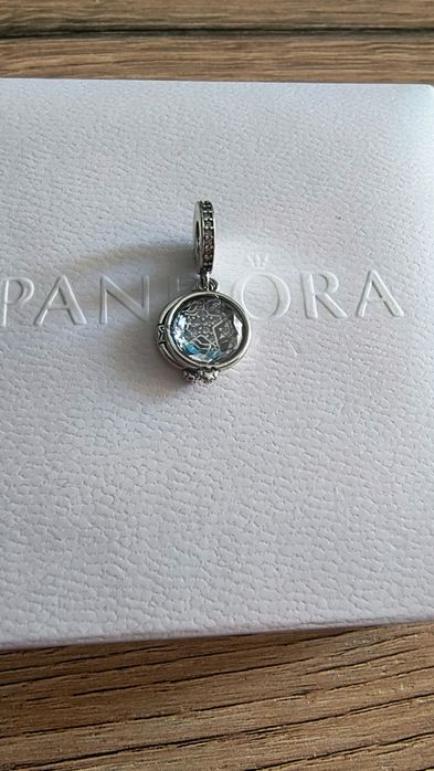 Charms - śnieżynka, S925