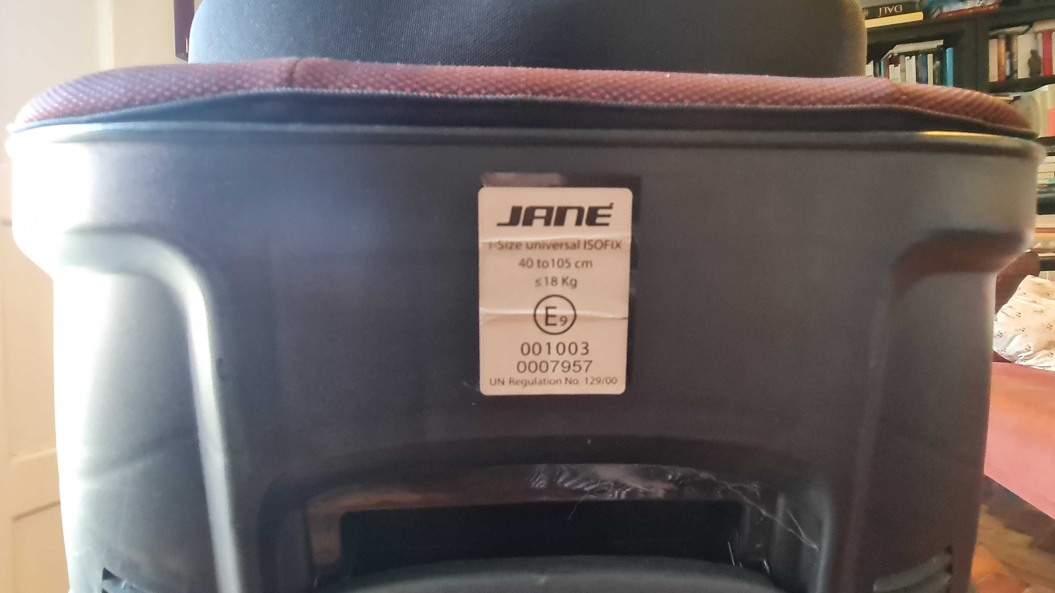 Cadeira auto - marca Jané com isofix