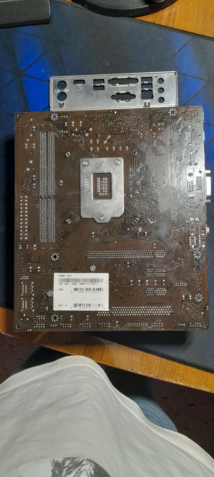 Метринская плата H55M-E23 msi+ i5 650