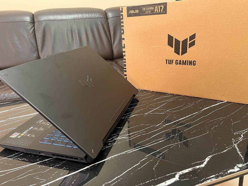 Игровой Asus Tuf 17.3 QHD240hz Rtx 4060 ddr5-16 ryzen7-7735hs ssd 512
