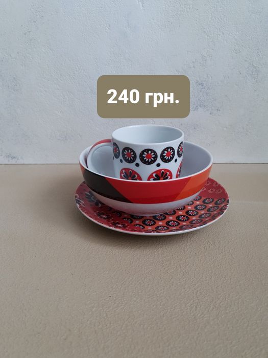 Набор посуды з 3 предмет, подарочный набор, две чайные пары .