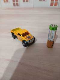Машинка Hot Wheels Dodge M80 Mattel
