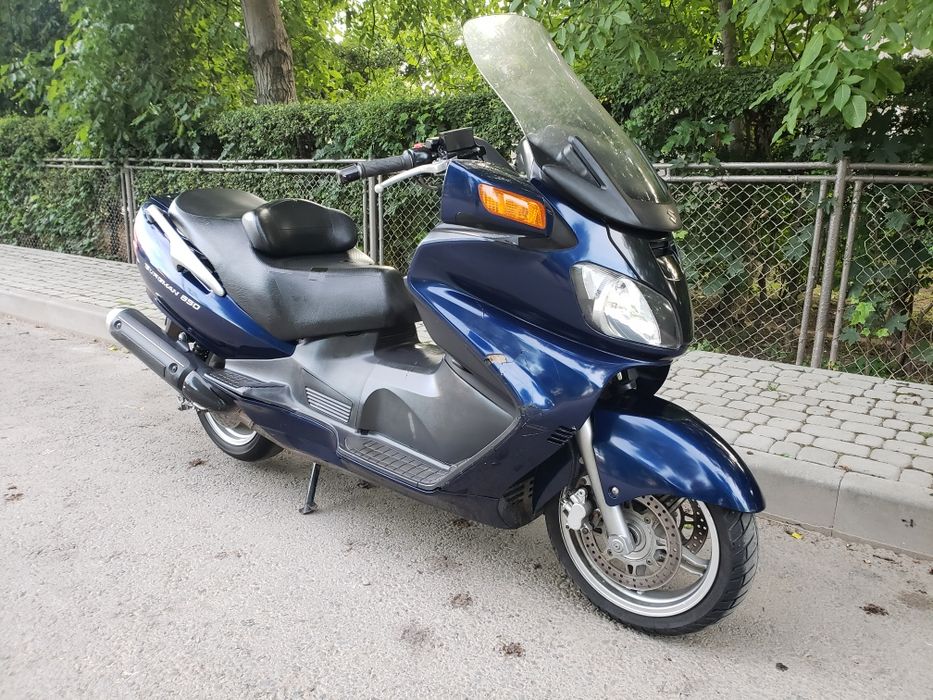 Suzuki Burgman AN650 SkyWave