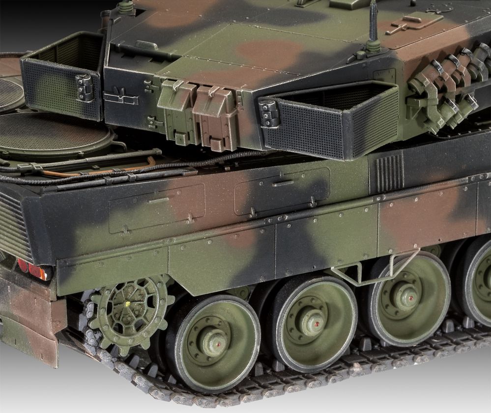 POJAZD model 1/35 Revell 03281 czołg LEOPARD 2A6/A6NL