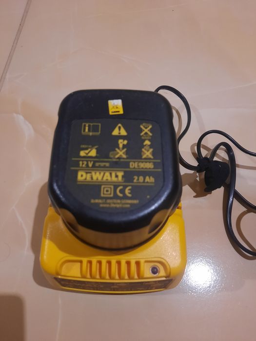 Скребок електричний Karcher edi4