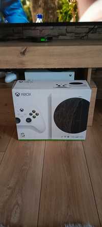 Xbox series s sprzedam