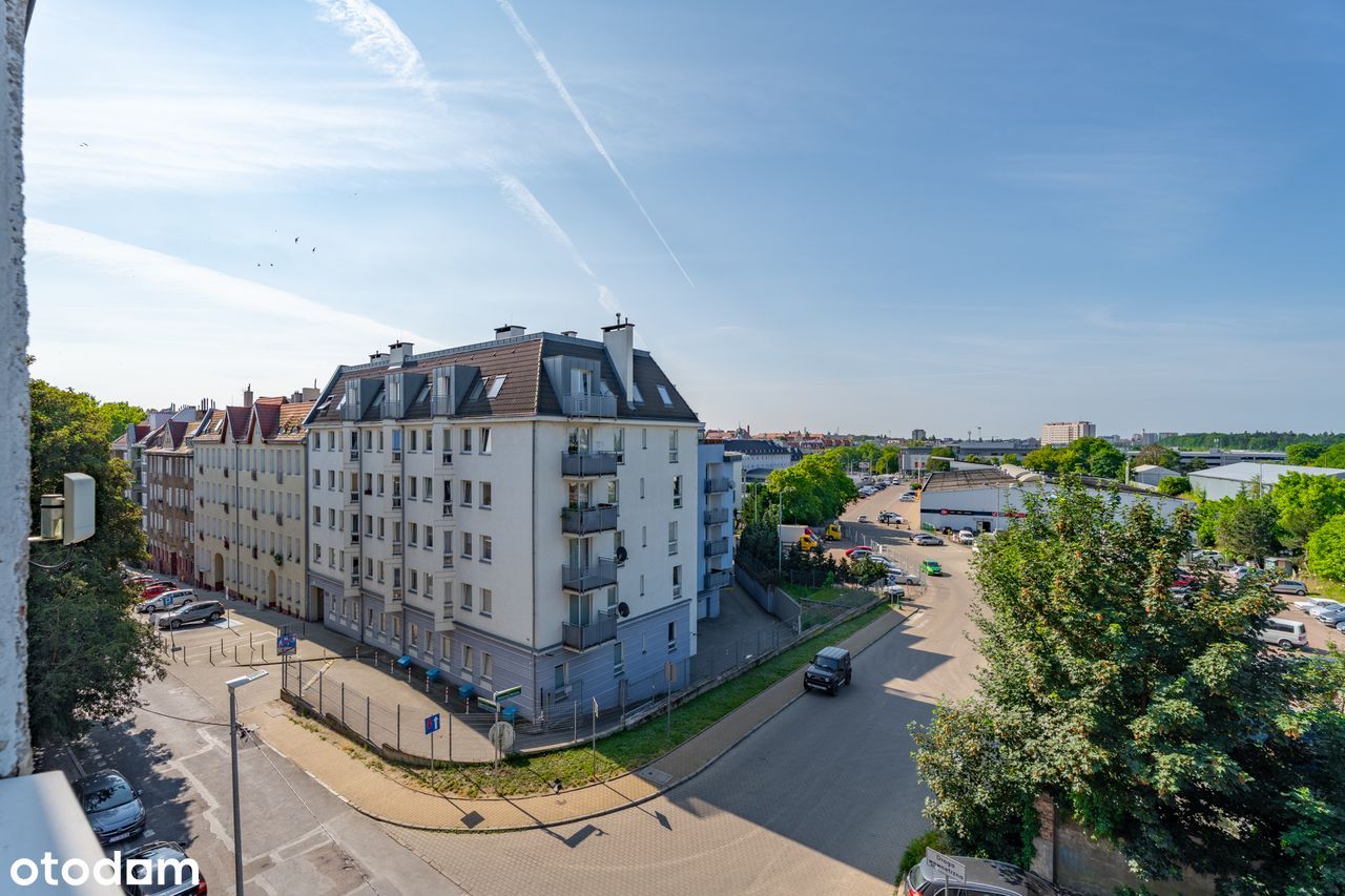 ** Rezerwacja **
