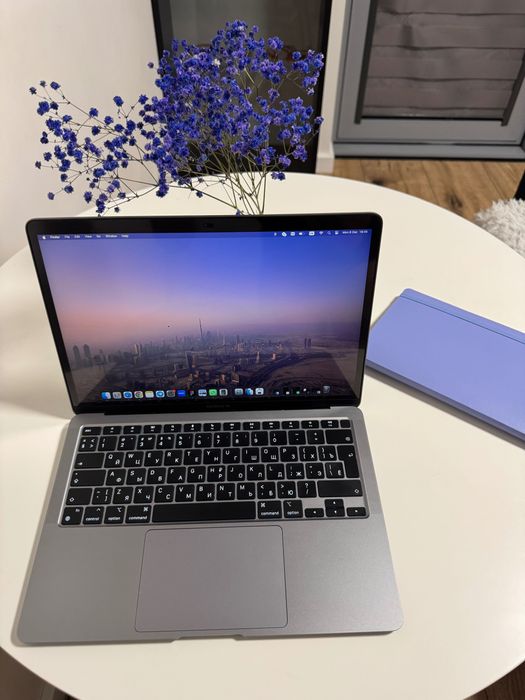 MacBook Air 13 M1 8/256