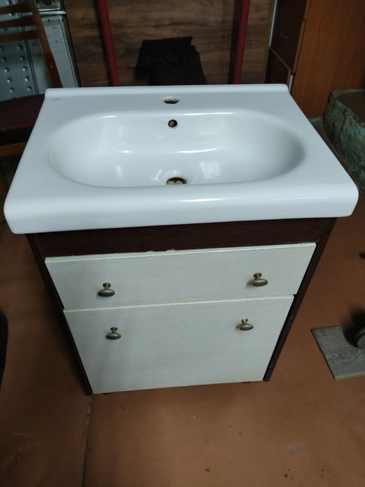 Тумба з умивальником ширина 60 глибина 44,5 висота 85