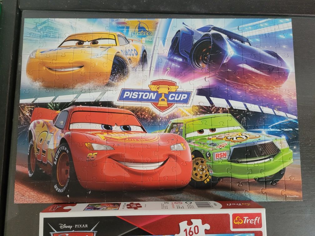 Puzzle dla dziecka zygzak auto McQueen Trefl 160 elementów