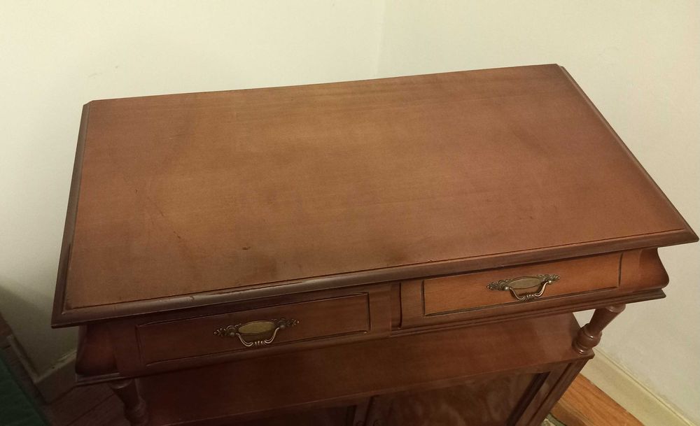 Mesa vintage para TV