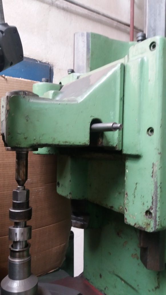 Frezarka obwiedniowa 5K324A