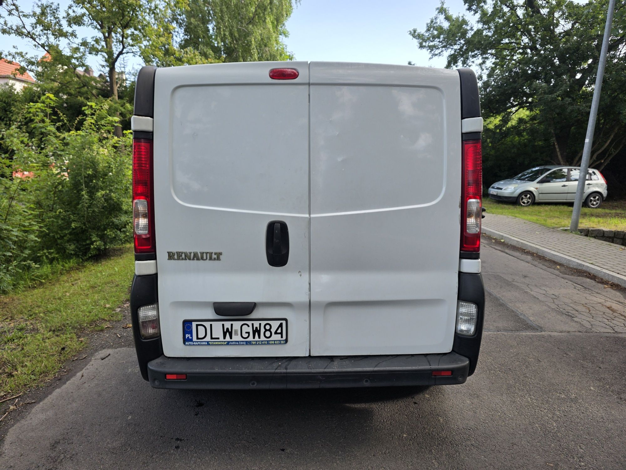 Renault Trafic 2.0DCI 2006r. Stan bardzo dobry