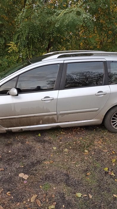 Продам Пежо 307 потрібен ремонт