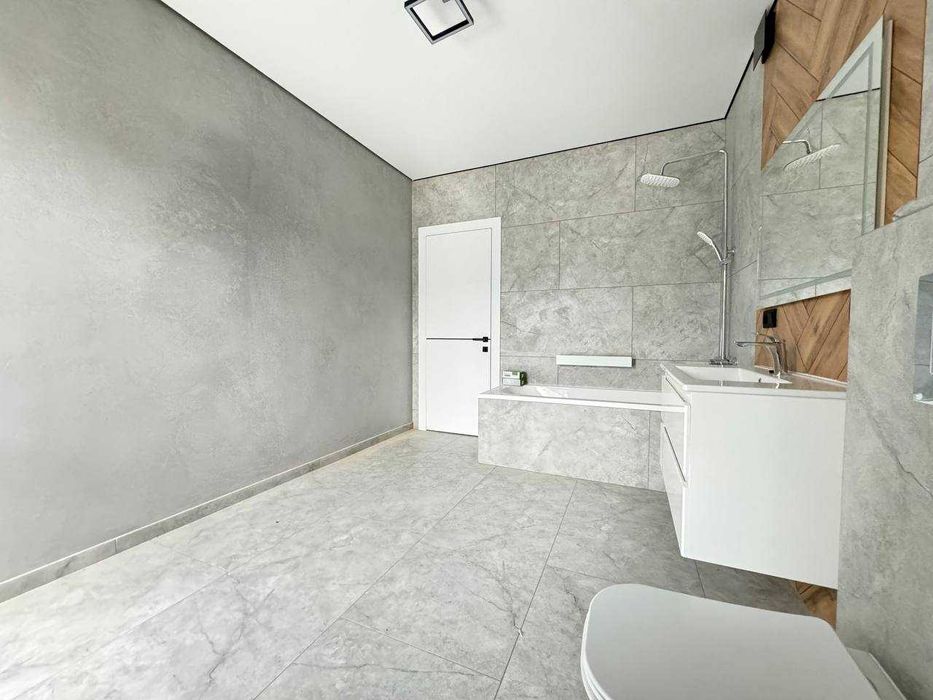 Продаж Будинку/Таунхауса з ремонтом 125м2 в Крихівцях (біля Калинової)