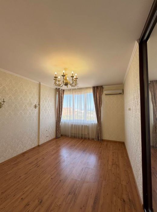 Срочно! 2-комнатная квартира с Ремонтом/Приморский р-н/ЖД вокзал