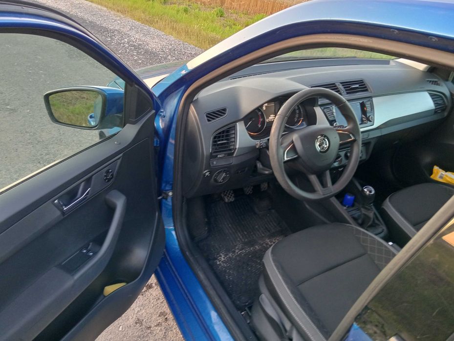 Fabia 2019 LPG bogate wyposażenie tylko 110000km stan bardzo dobry