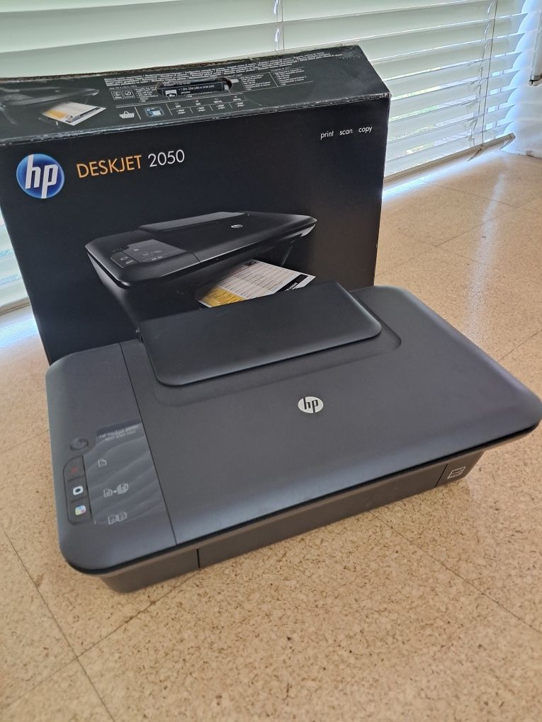 Impressora Deskjet HP 2050