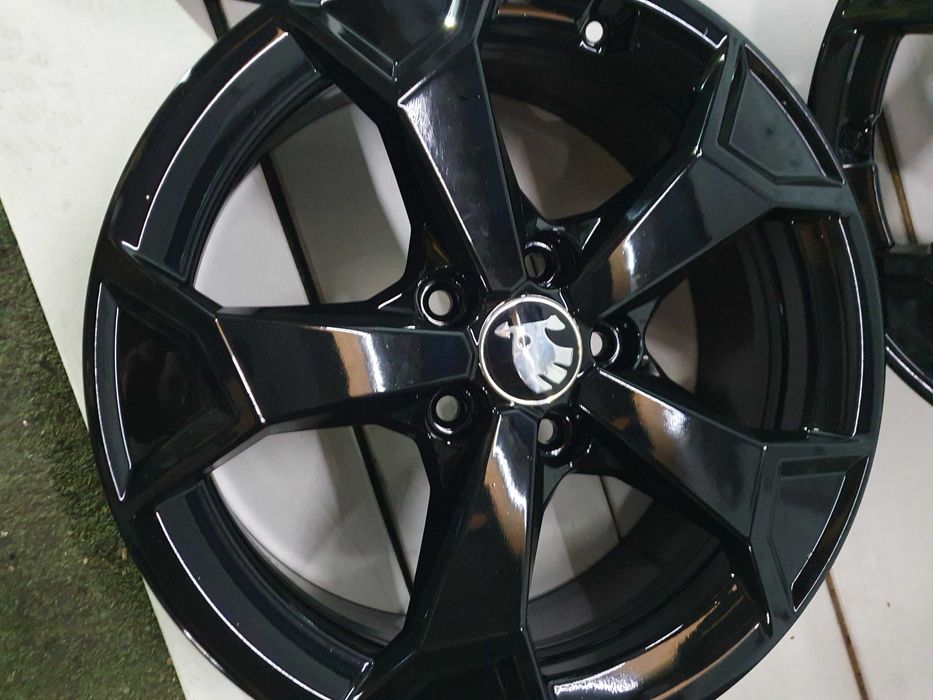 712# Alufelgi SKODA OE 6.5" x 17" 5x112 ET 38  Leon  Tarraco