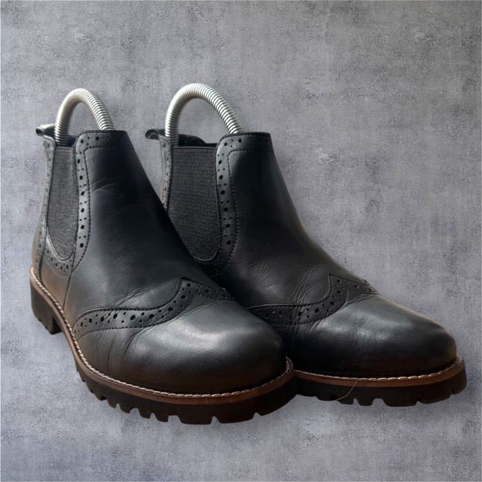 Czarne skórzane botki Lasocki – model WI23-CORA2-04 B