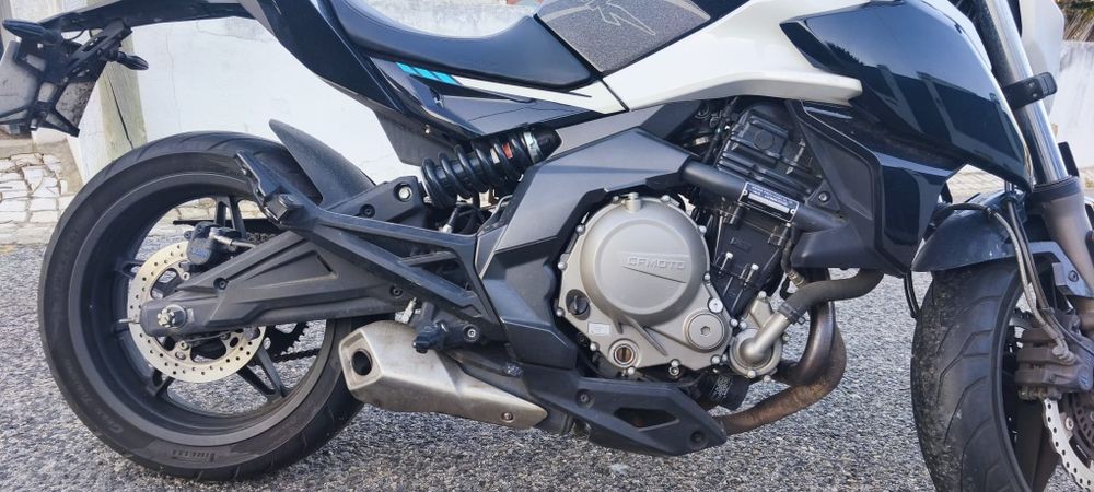 CF moto 650 NK 2022