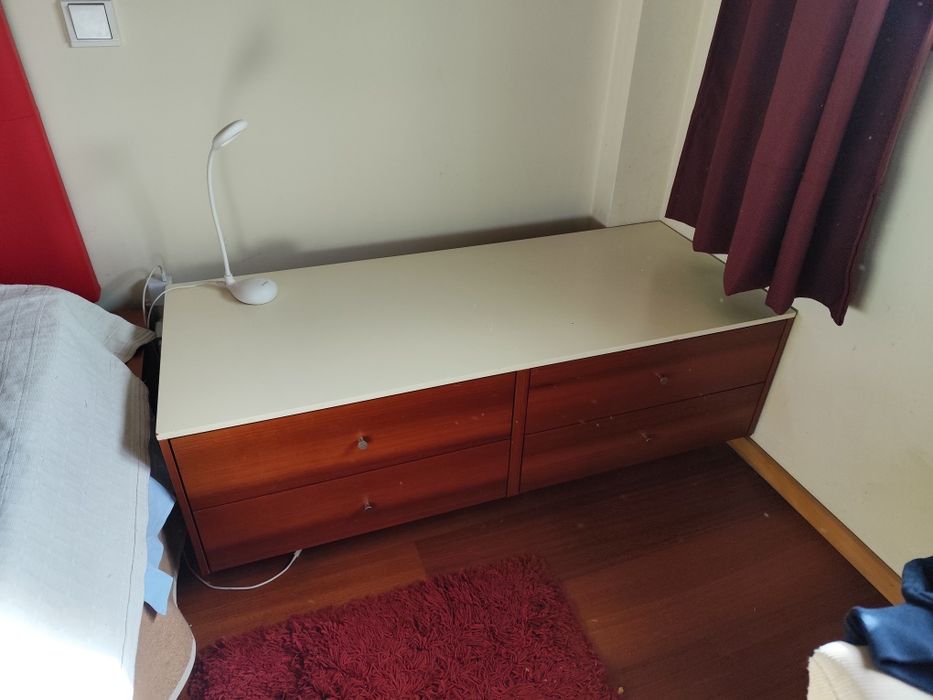 Mobília Quarto de Casal - Cama e Mesas de Cabeceira