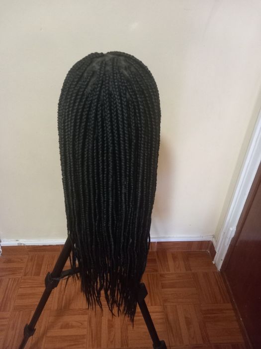 Peruca de tranças