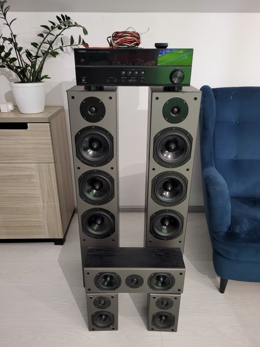 Kino domowe Yamaha dobry dźwięk,mocny bas,