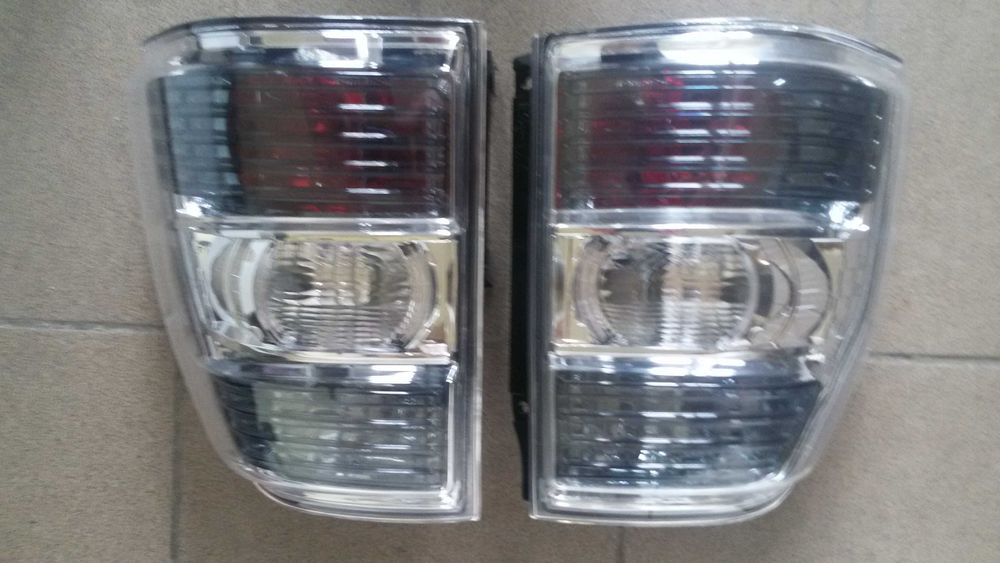 Панель передня телевизор Mitsubishi Pajero Wagon 4 Паджеро Вагон 4