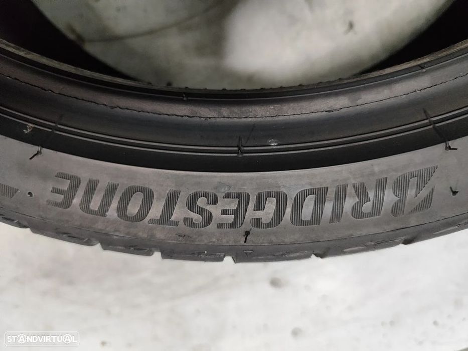 2 pneus semi novos 215-40r18 bridgestone - oferta dos portes