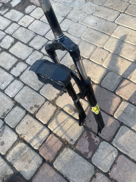 Дві вилки на велосипед