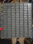 Organizery do elementow ukladow scalonym SMD