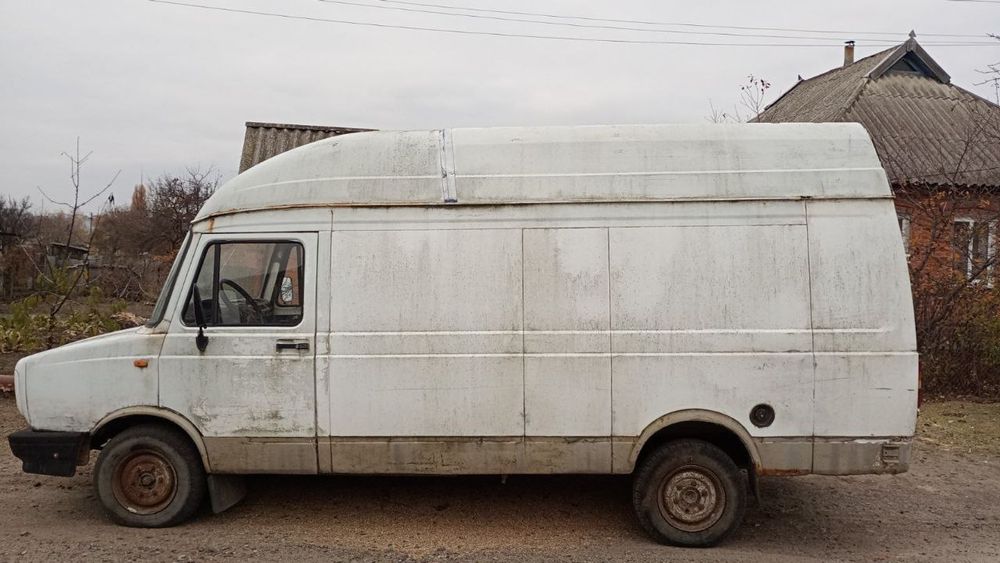 грузовой автомобиль LDV