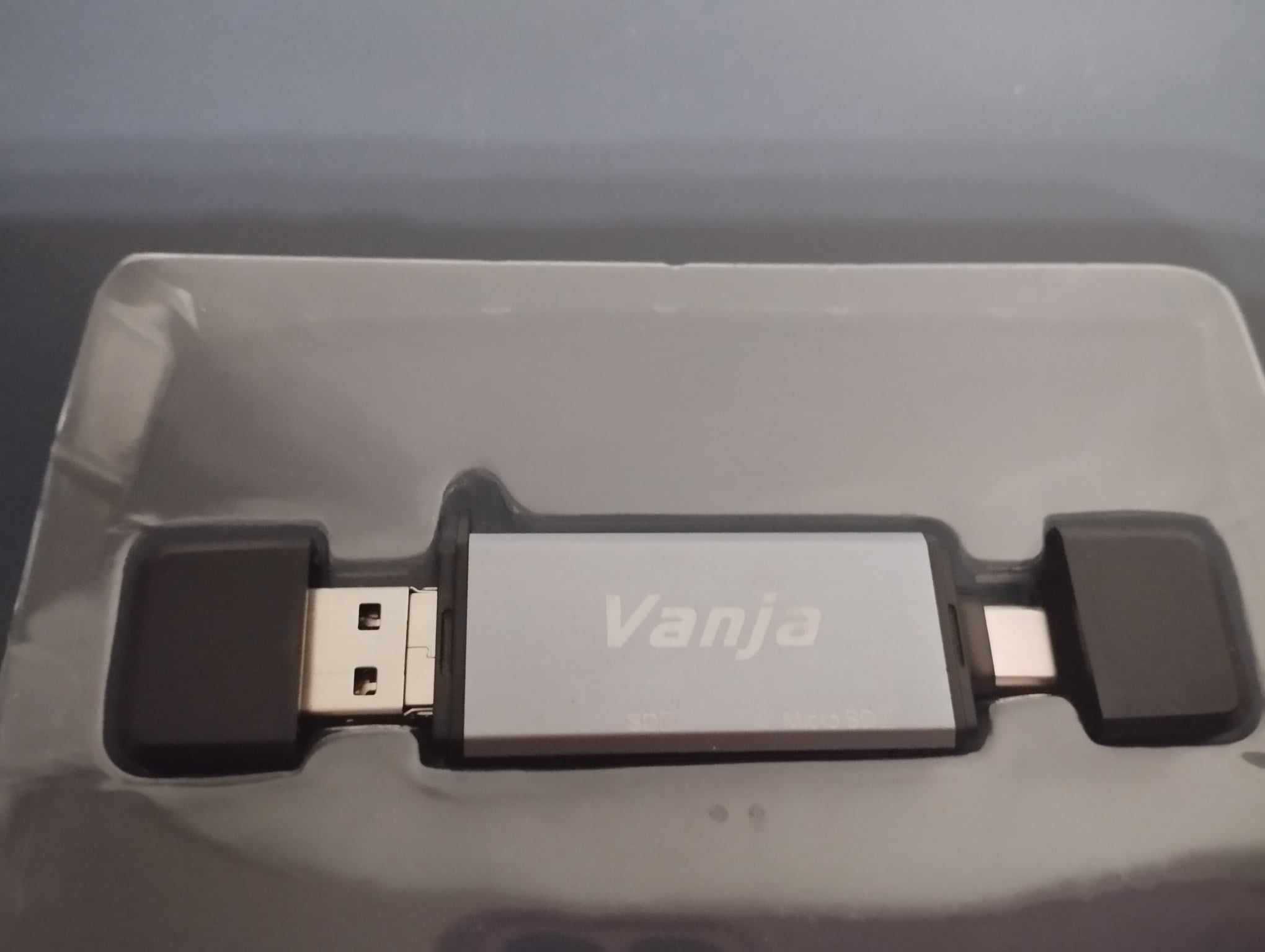 Czytnik Kart Pamięci SD USB 3.0 USB-C Adapter 4w1 Vanja