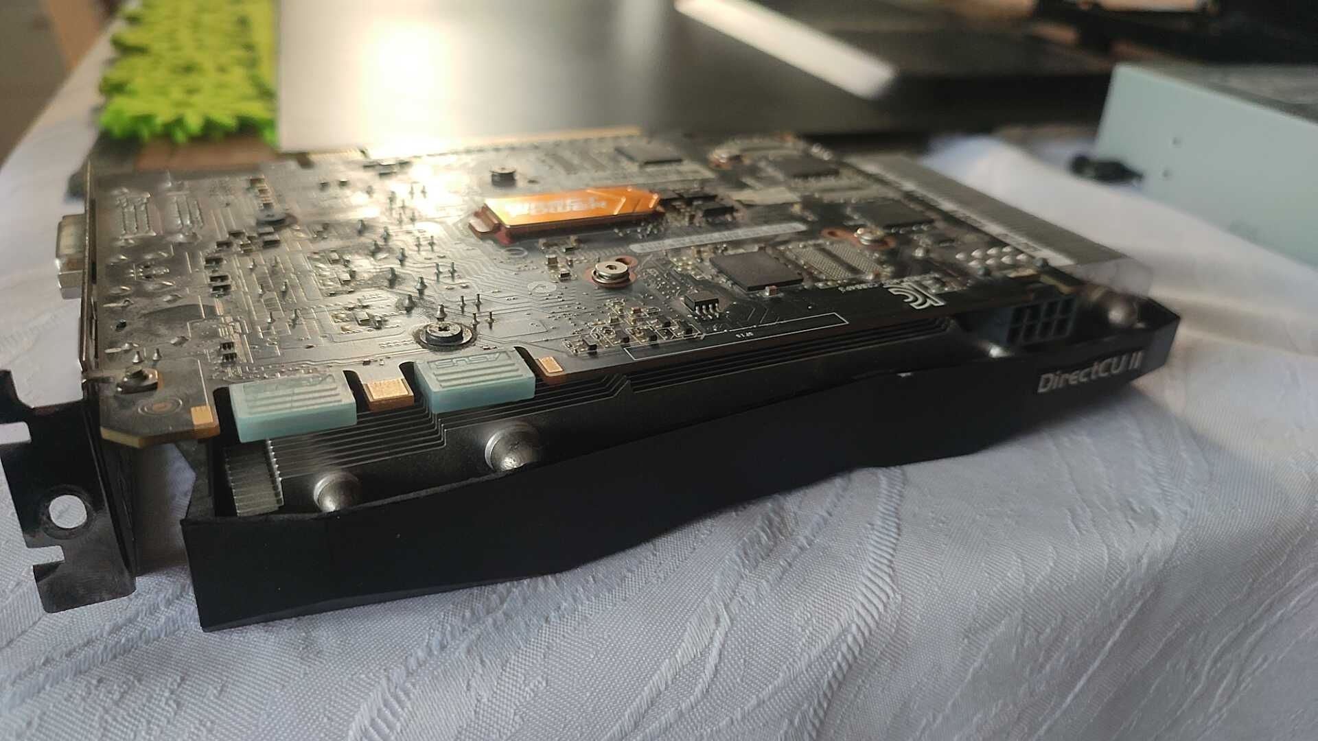 Karta graficzna ASUS NVIDIA GeForce GTX 760
