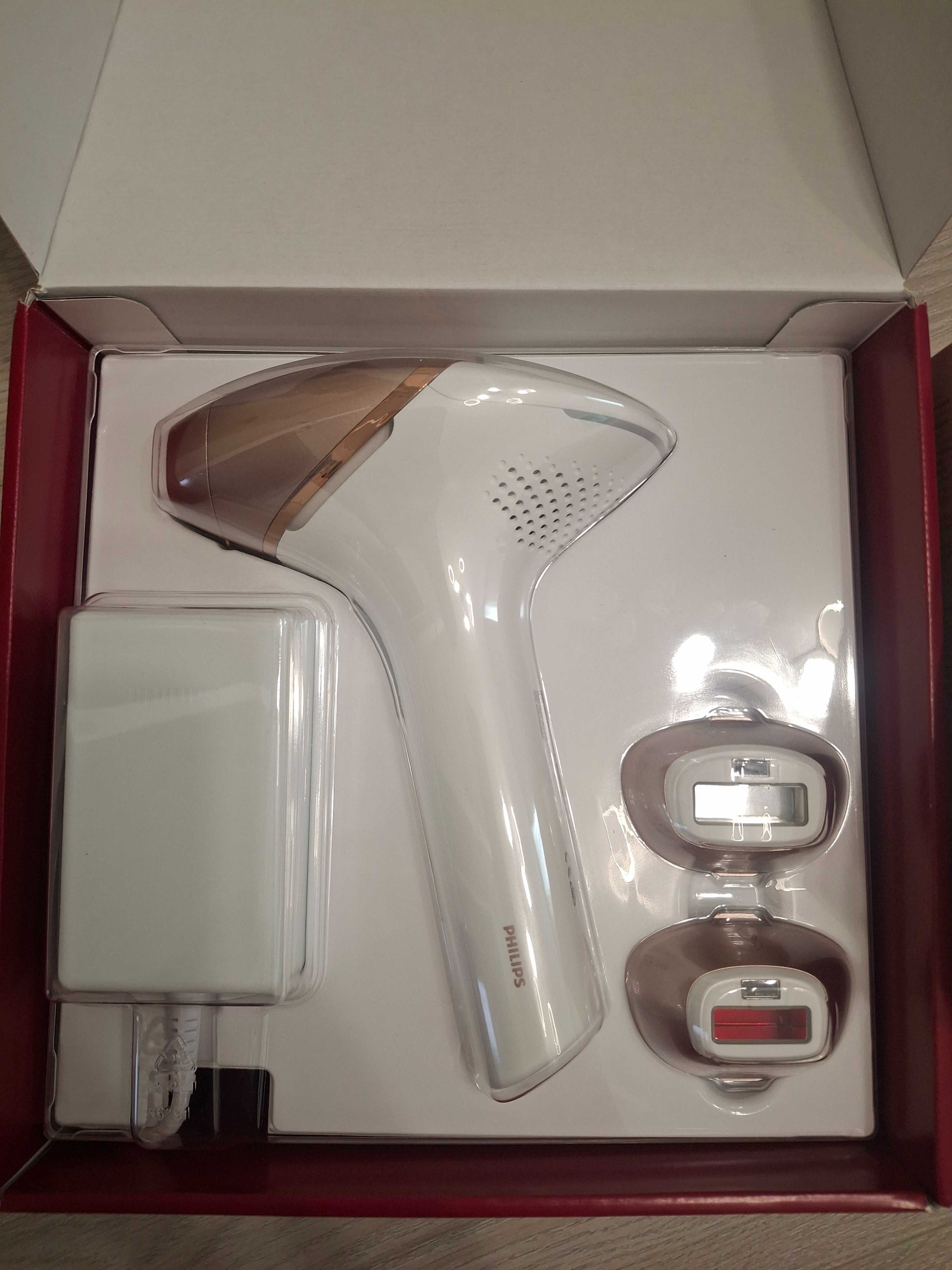 Епілятор Philips Lumea 9900