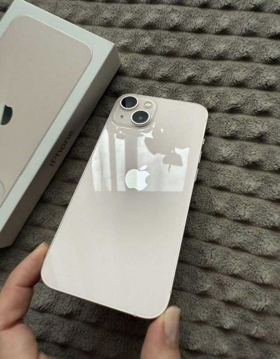 iPhone 13, 256 ГБ у подарунок чохли