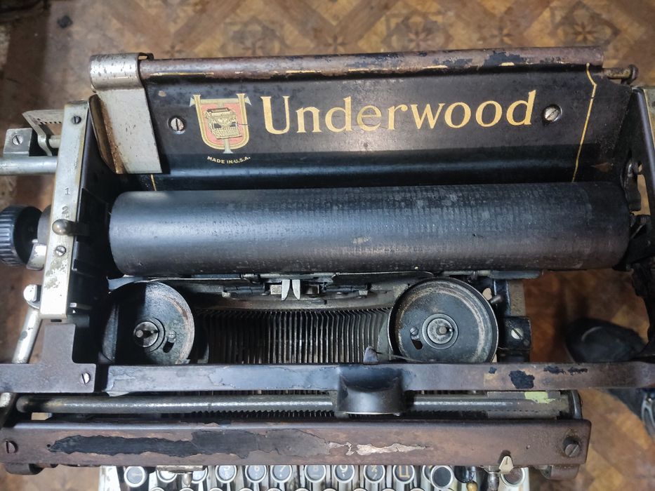 Печатна машина UNDERWOOD