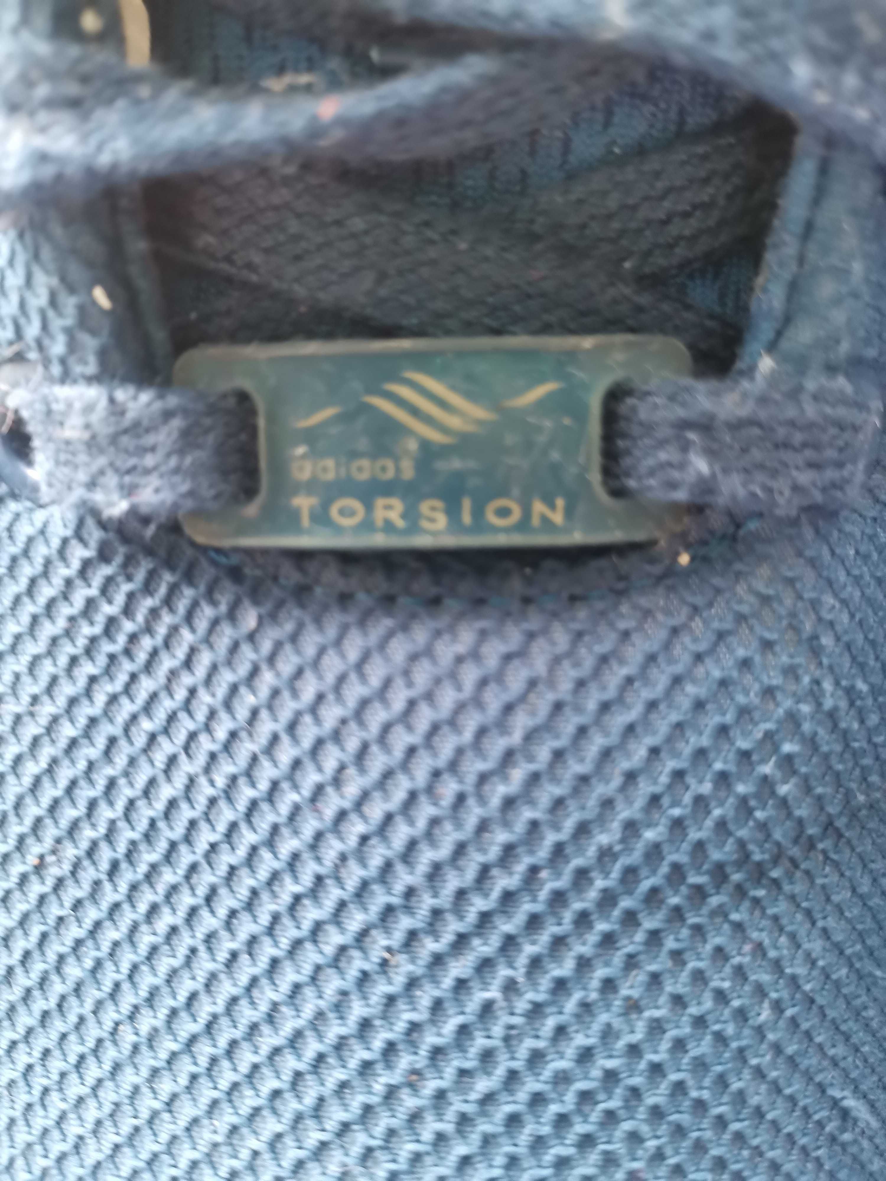 Ténis Adidas Torsion 39