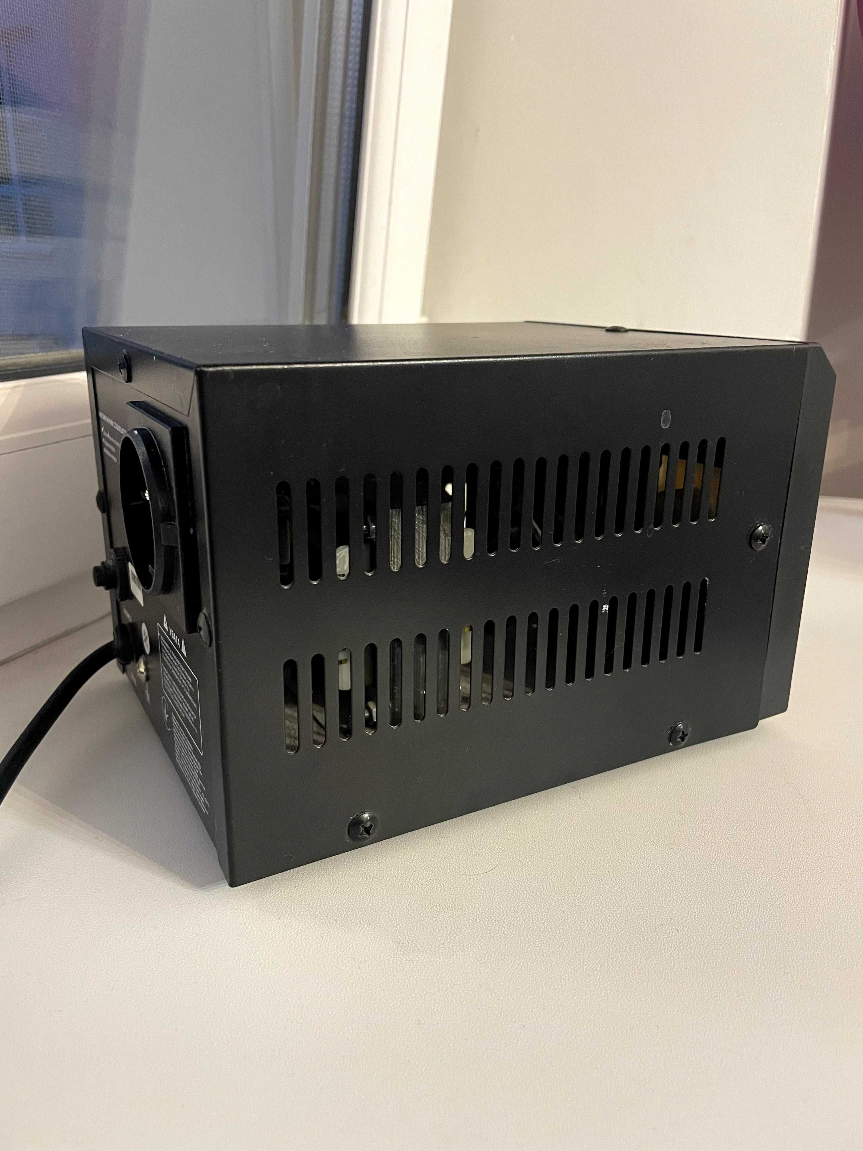 Стабілізатор напруги Forte MAX-500VA