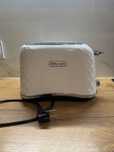 Toster DeLonghi Brillante biały