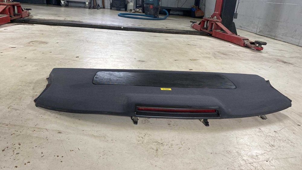 Półka bagażnika osłona kratka głośnika stop AUDI A4 B6 sedan