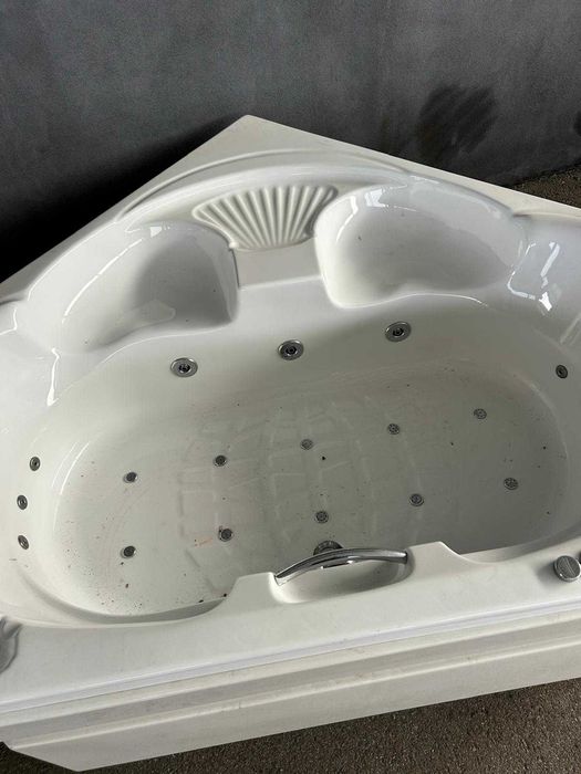 Banheira hidromassagem - Nunca utilizada