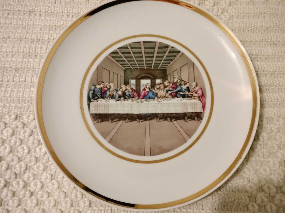 4 Pratos decorativos Vintage, em ótimo estado