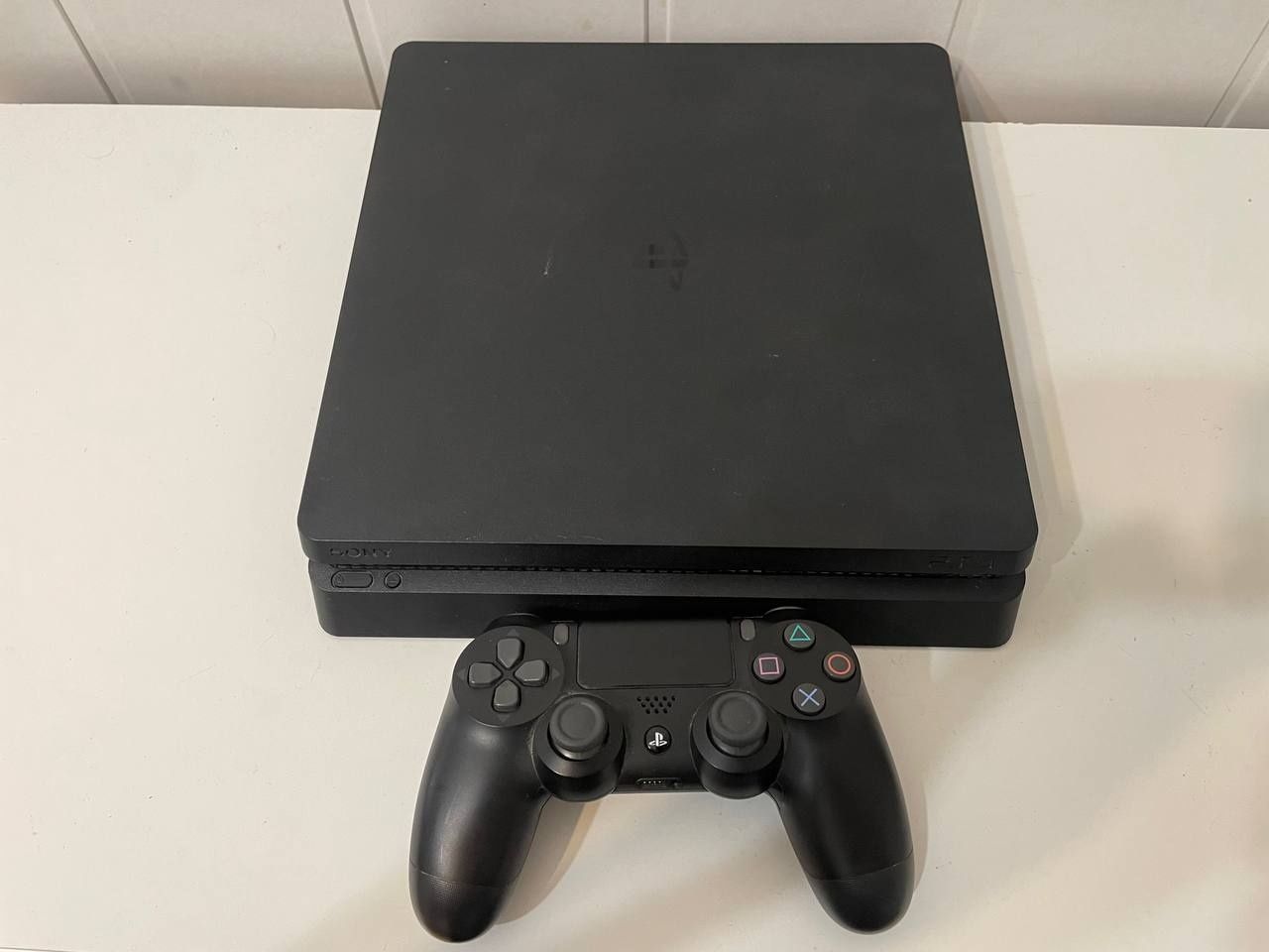 PlayStation 4 Slim 9.00 БЕЗКОШТОВНІ ігри