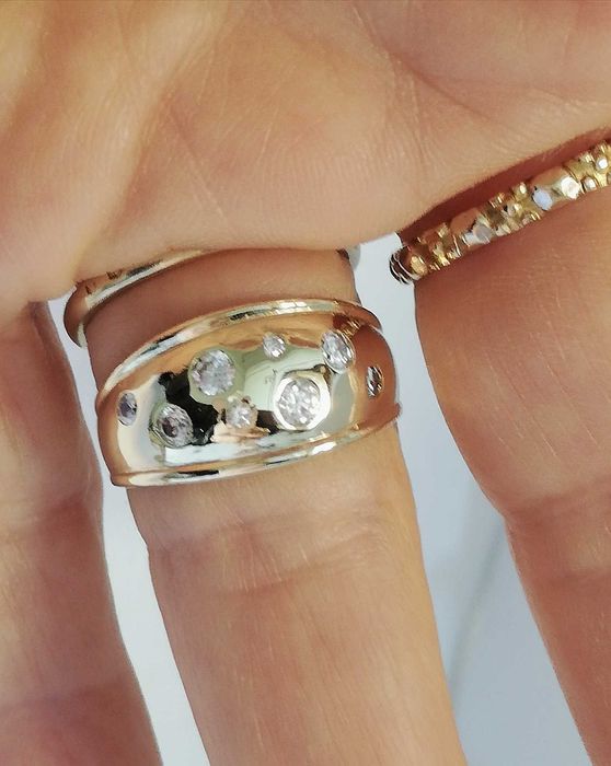 WŁOSKI bajkowy złoty pierścionek z cyrkoniami Szeroki okazały Lśniący